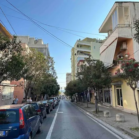 公寓 Lovely One Bedroom Flat In *