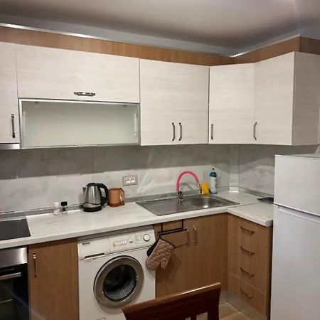 Lovely One Bedroom Flat In *