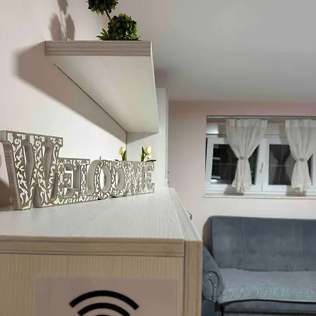 Apartment Lovely One Bedroom Flat In