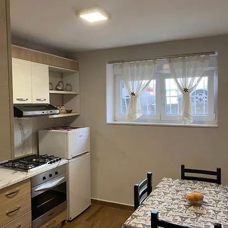 Lovely One Bedroom Flat In *