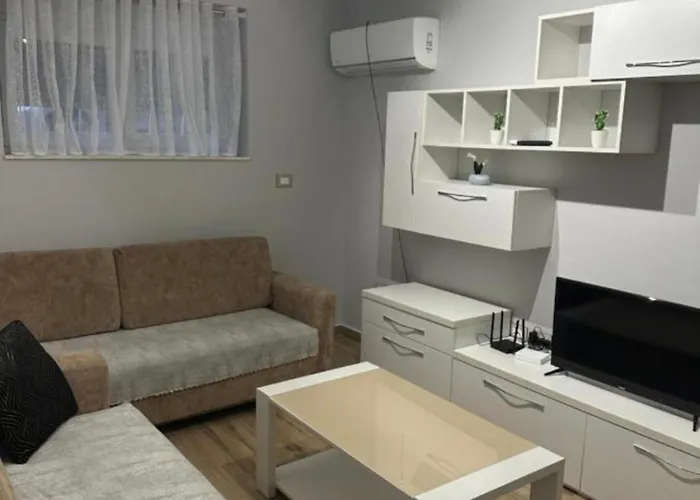 Lovely One Bedroom Flat In * Durrës